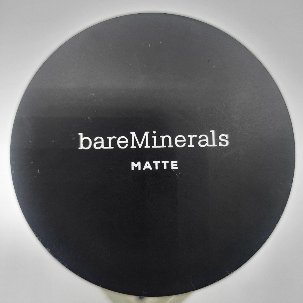 Matte Foundation SPF15